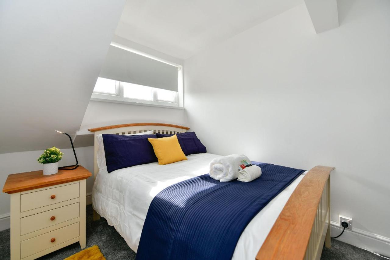 Spacious 2 Bedroom Apartment In The Heart Mumbles Eksteriør bilde